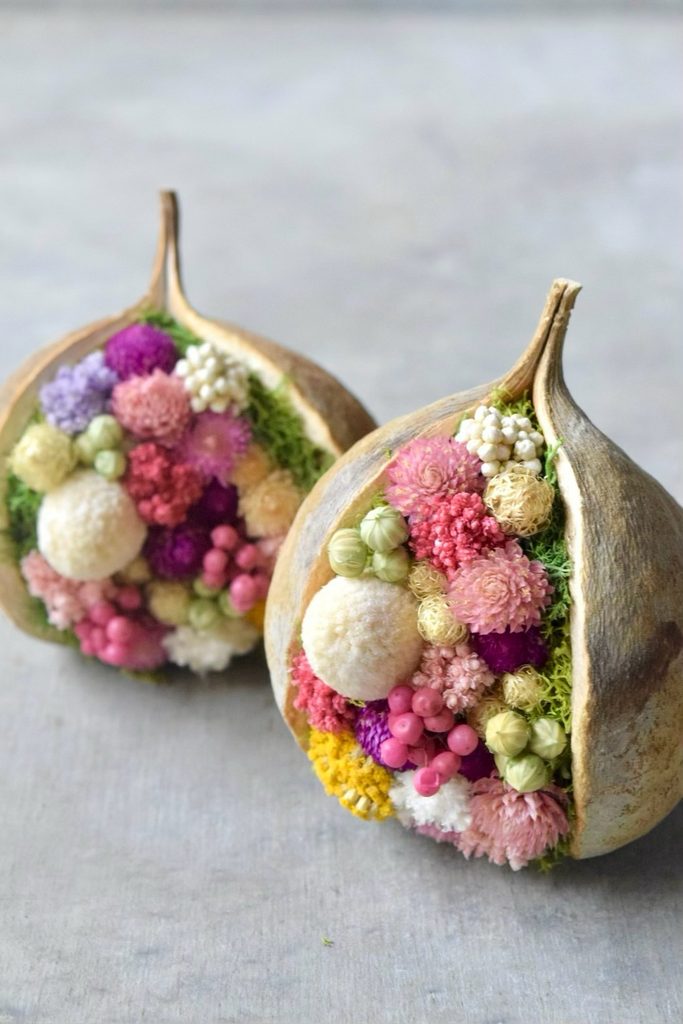 東京の花屋。幸福をもたらすと言われる縁起物のブッダナッツを器にした叢屋Kusamurayaドライフラワーアレンジ 誕生日・記念日ギフトや自宅インテリアにおすすめ。