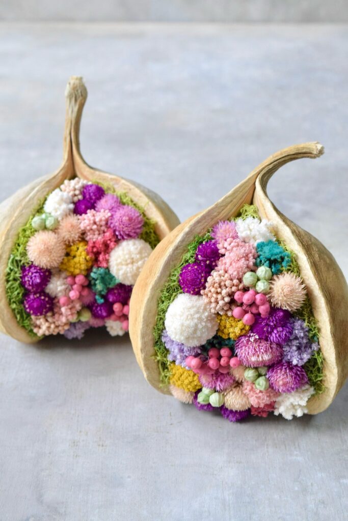 東京の花屋。幸福をもたらすと言われる縁起物のブッダナッツを器にした叢屋Kusamurayaドライフラワーアレンジ 誕生日・記念日ギフトや自宅インテリアにおすすめ。