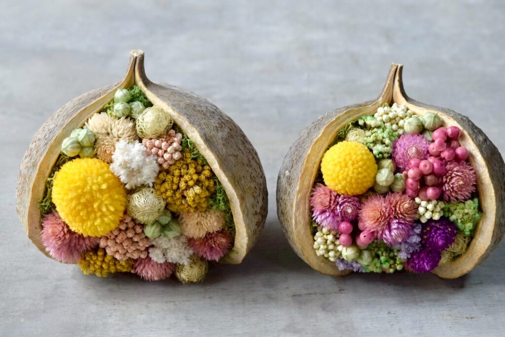 東京の花屋。幸福をもたらすと言われる縁起物のブッダナッツを器にした叢屋Kusamurayaドライフラワーアレンジ 誕生日・記念日ギフトや自宅インテリアにおすすめ。