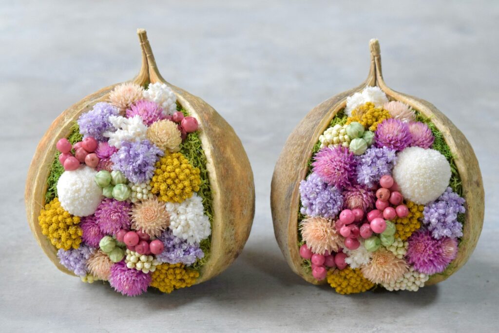 東京の花屋。幸福をもたらすと言われる縁起物のブッダナッツを器にした叢屋Kusamurayaドライフラワーアレンジ 誕生日・記念日ギフトや自宅インテリアにおすすめ。