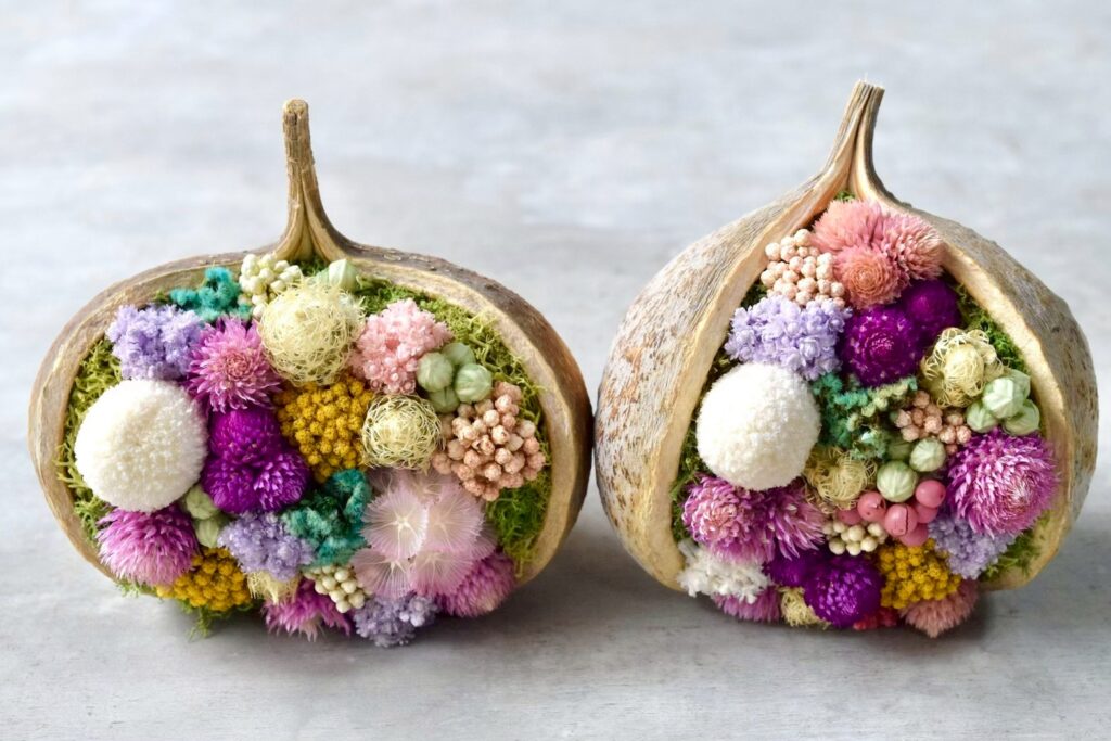 東京の花屋。幸福をもたらすと言われる縁起物のブッダナッツを器にした叢屋Kusamurayaドライフラワーアレンジ 誕生日・記念日ギフトや自宅インテリアにおすすめ。