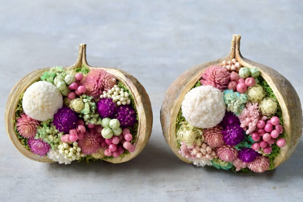 東京の花屋。幸福をもたらすと言われる縁起物のブッダナッツを器にした叢屋Kusamurayaドライフラワーアレンジ 誕生日・記念日ギフトや自宅インテリアにおすすめ。