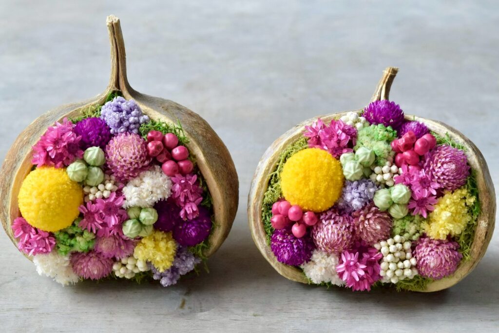 東京の花屋。幸福をもたらすと言われる縁起物のブッダナッツを器にした叢屋Kusamurayaドライフラワーアレンジ 誕生日・記念日ギフトや自宅インテリアにおすすめ。