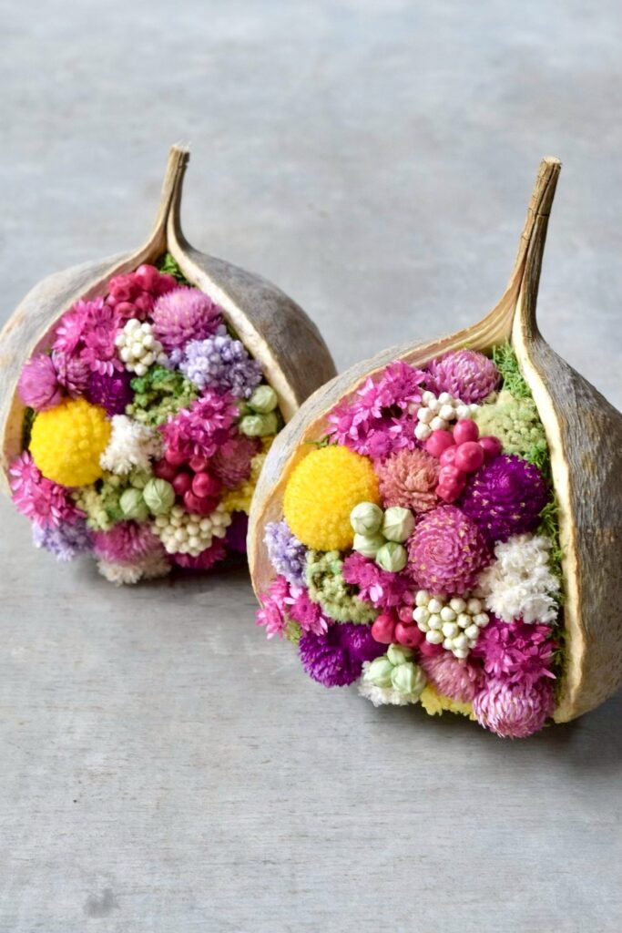 東京の花屋。幸福をもたらすと言われる縁起物のブッダナッツを器にした叢屋Kusamurayaドライフラワーアレンジ 誕生日・記念日ギフトや自宅インテリアにおすすめ。