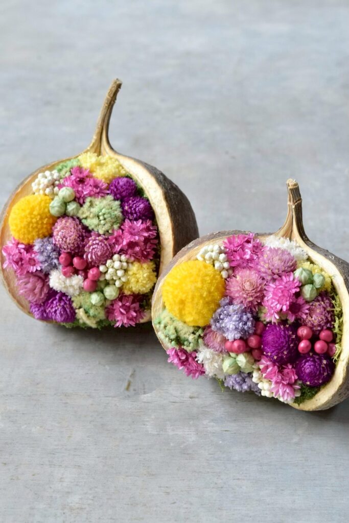 東京の花屋。幸福をもたらすと言われる縁起物のブッダナッツを器にした叢屋Kusamurayaドライフラワーアレンジ 誕生日・記念日ギフトや自宅インテリアにおすすめ。