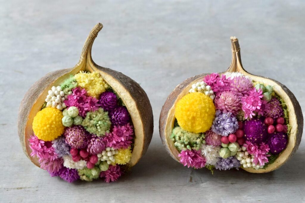 東京の花屋。幸福をもたらすと言われる縁起物のブッダナッツを器にした叢屋Kusamurayaドライフラワーアレンジ 誕生日・記念日ギフトや自宅インテリアにおすすめ。